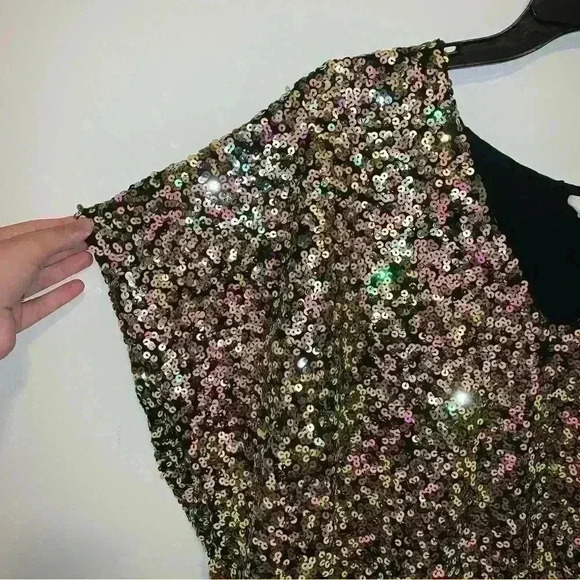 By Together Sparkle All Over Sequin V Neck Mini Dress Festive Party Size Small - Picture 4 of 12